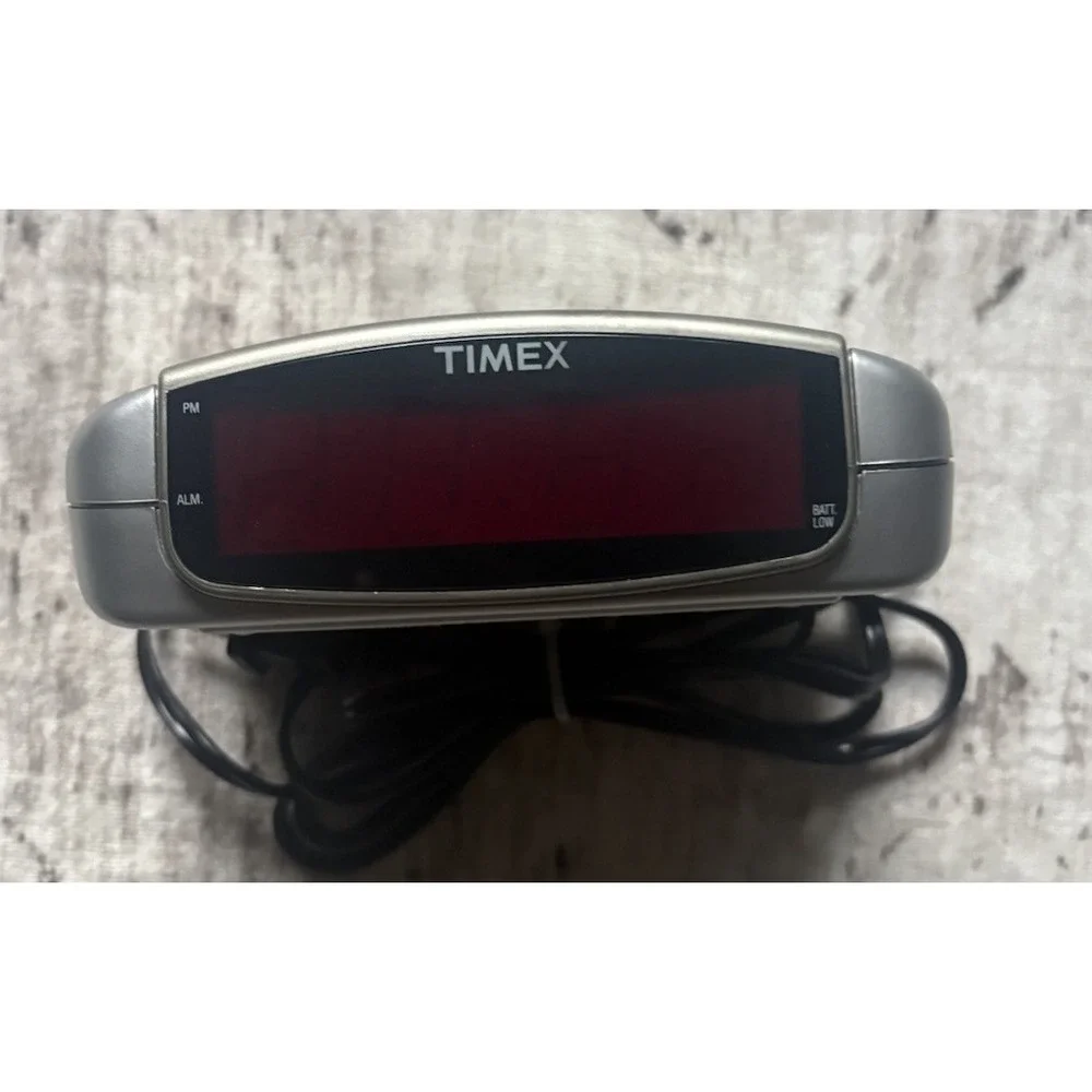 Timex T109S Loud Travel Alarm Clock Grey Battery Backup Tested & Works